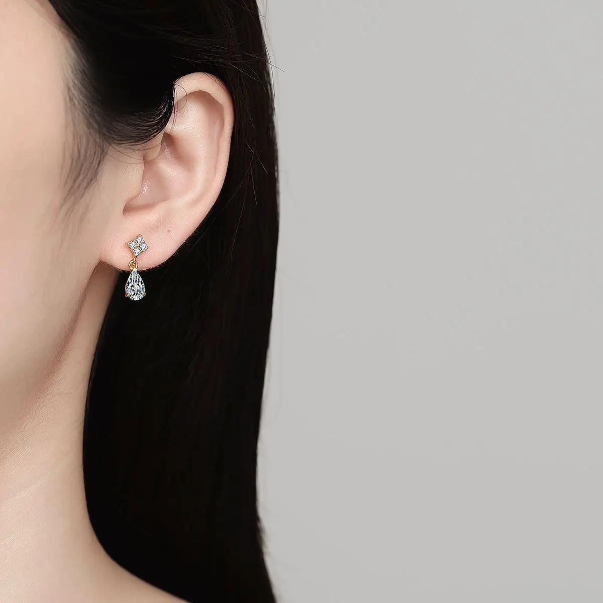 Tropfen Ohrringe | 925 Sterling Silber | Moissanit Birnenschliff | 1 Karat