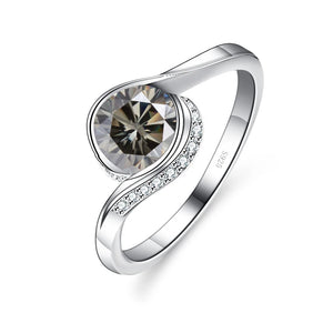 Twist-Ring – 925 Silber, Moissanit 1 CT, gedrehtes Banddesign
