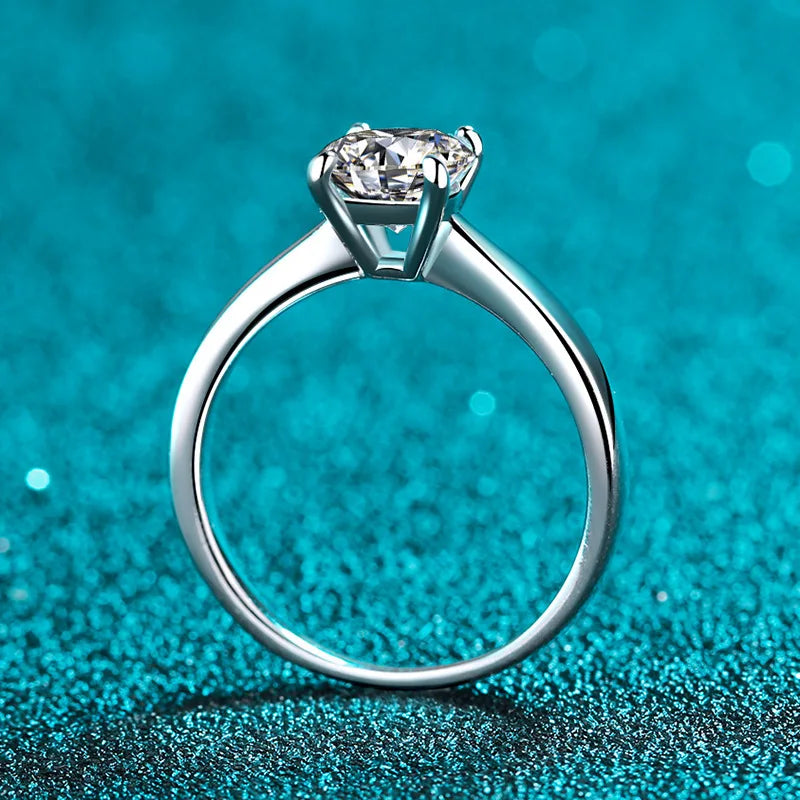 Solitär Ring – 925 Silber mit 2 CT Moissanit, runder Brillantschliff